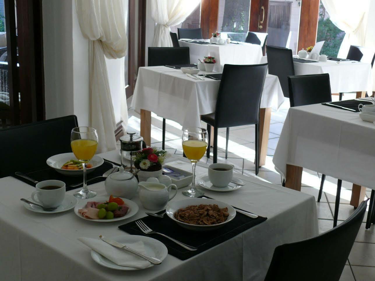 No66 Sandton Lodge Johannesburg Kültér fotó